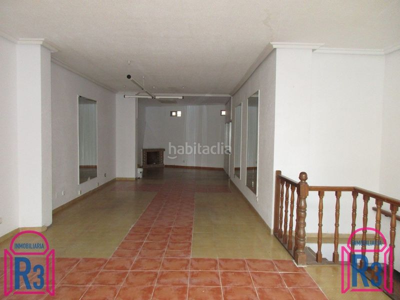 Foto 7723f3b5-443a-409f-b9ac-b6e298d2af63. Geschäftsraum in Trobajo del camino