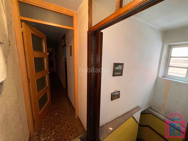 Foto 559c4fbd-9291-483e-9342-bdeb80ecc663. Edifici a Trobajo del camino