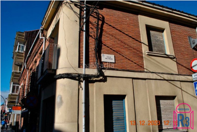 Foto e7cdb95c-6f01-4113-8217-4bd2d82fc454. Edifici a Trobajo del camino