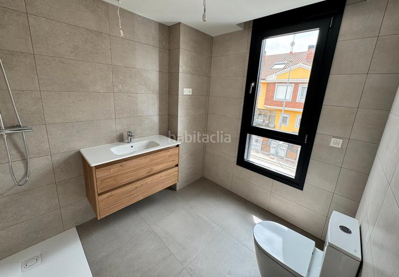 Foto b02385ba-3e4c-4368-8a0e-39450a902c92. Promoció CHALETS LA CANDAMIA en Villaobispo de las Regueras a Villaquilambre. Habitatges d´obra nova
