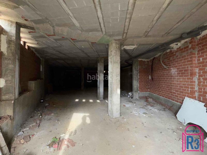 Foto 55850416-efdb-4ff2-a073-8625a1f46467. Local comercial  en bruto al principio de navatejera en Villaquilambre