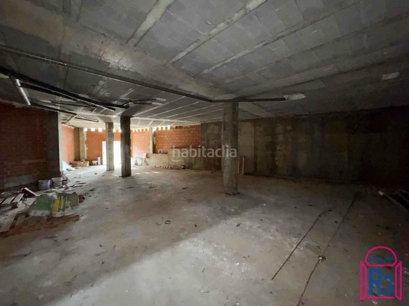 Foto 95023100-4208-44bd-ab2a-f12290b121a3. Local comercial  en bruto al principio de navatejera en Villaquilambre