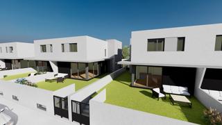 CHALETS PAREADOS EN LA LASTRA