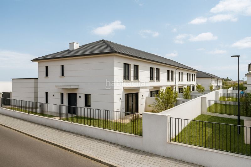 Foto 849a8cf2-7243-48dd-bc4e-307f2706f2ed. Promoció URBANIZACIÓN ALTO EL ROBLEDAL a Sariegos. Habitatges d´obra nova
