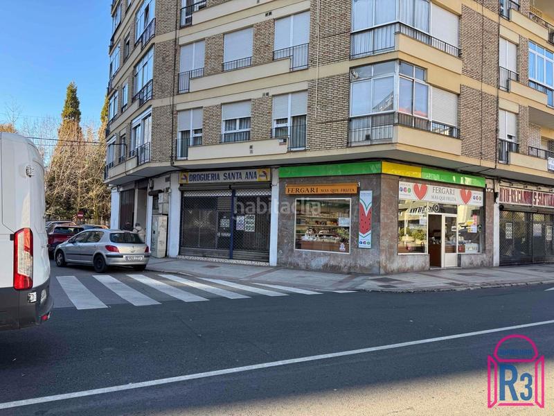 Foto c3952b6c-1c44-4f96-8fb0-32f45e26052f. Locale commerciale in San Claudio - La Chantría León