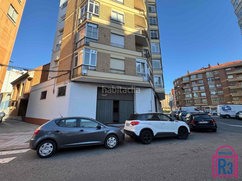 Foto f540a228-d0da-4f44-b363-ae8605ce59cb. Locale commerciale in San Claudio - La Chantría León