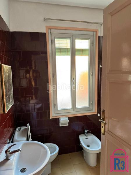 Foto 6975905c-96a2-4d6e-811d-54f1ae8f241a. Edifici a Casco Antiguo León