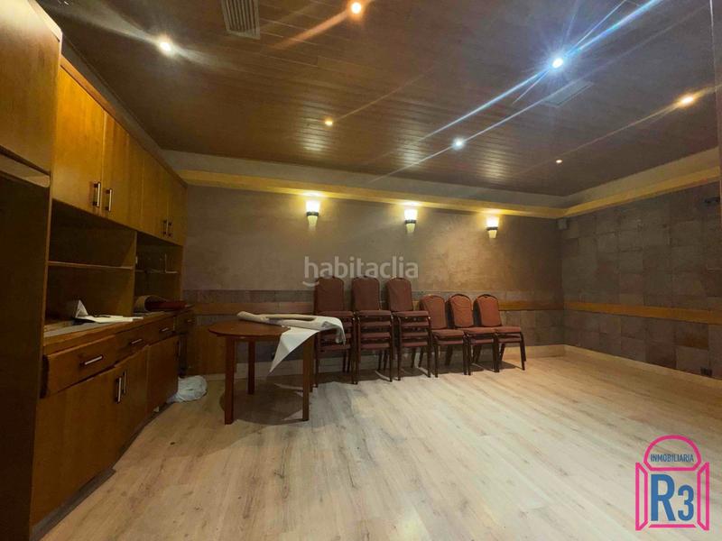 Foto b1551ea4-699b-408f-bb3f-dcc2f850ef98. Alquiler local comercial local acondicionado para hostelería junto a la plaza inmaculada en León
