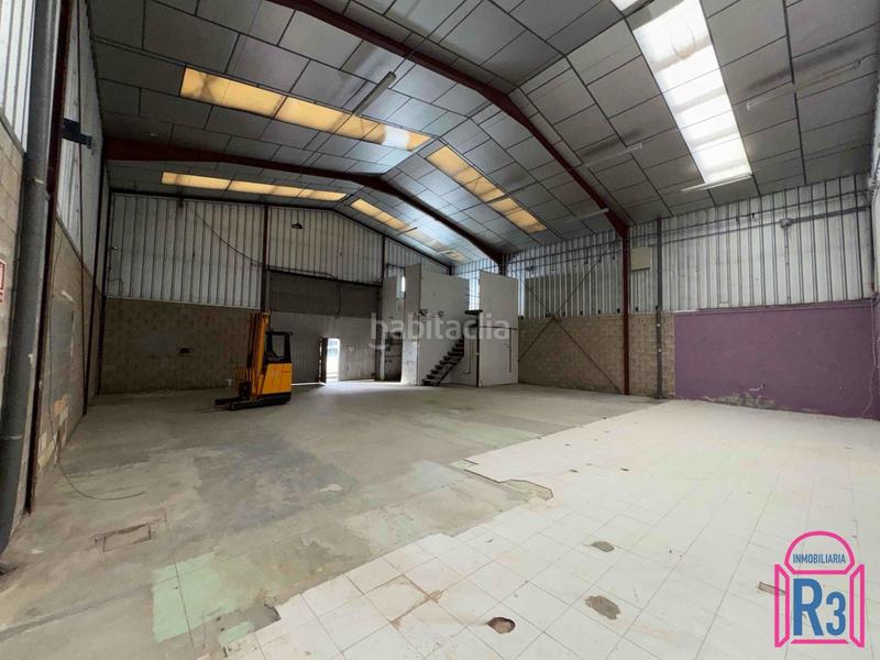 Foto 9ea652f9-8027-48c5-8c45-5f4b72b2c95a. Nave industrial nave en zona carrefour en La Lastra León