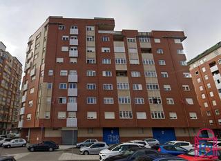 Duplex  París. Dúplex con dormitorio en planta baja zona parque de los reyes