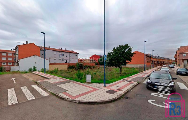 Foto 52ead389-f8e1-412d-8a5b-7c5e1b3d9859. Finca rústica solar para 3 viviendas unifamiliares en Trobajo del camino