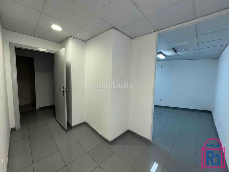 Foto 5fea7774-b4cb-4d5f-8e16-3bb6d1056980. Alquiler local comercial local acondicionado junto a plaza espolón en León