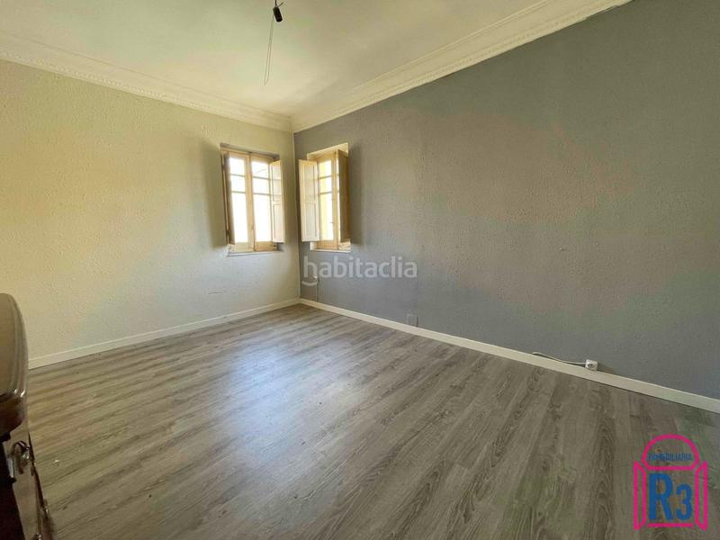 Foto cfbf193c-ca62-4d0d-833d-eba476b5a4aa. Casa adossada amb aparcament a Pinilla León