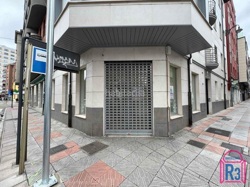 Foto dada938e-ee41-4667-9e9c-c9d0d31c94bf. Alquiler local comercial se alquila local con baño adaptado en León