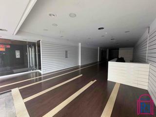 Local Comercial a Padre Isla