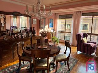 Appartement  Luis de sosa. Piso 3 de altura soleado con garaje en planta calle enfrente de