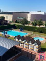 Appartement  Pablo de azcárate y flórez. Piso todo exterior al suroeste con piscina y pista de pádel. zon