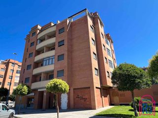 Location Attique  País leonés. Ático amueblado en alquiler
