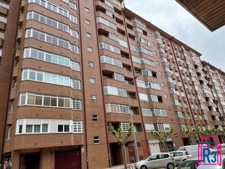 Location Appartement  Juan de la cosa. Apartamento amueblado en alquiler