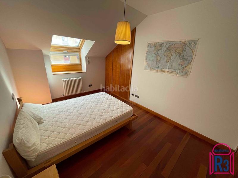 Foto 04cefd4b-0d42-47f8-87ad-a98f1117fd4a. Dúplex amb calefacció aparcament a Centro Ciudad León