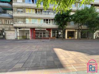 Location Local commercial  Ramiro valbuena. Local en alquiler de 1.100m junto a la plaza inmaculada