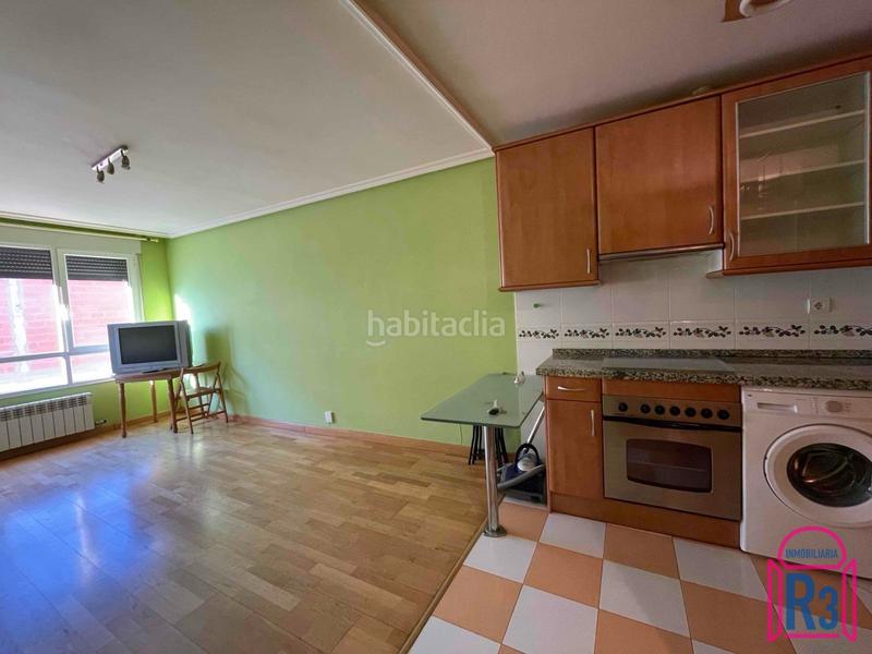 Foto 9b0ec64c-f49c-4991-b103-054bd4f8ea66. Affitto piccolo appartamento con riscaldamento parcheggio in San Andrés del Rabanedo
