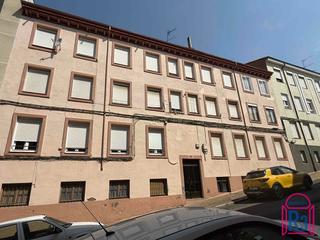 Lloguer Apartament  León xiii. Apartamento amueblado en alquiler