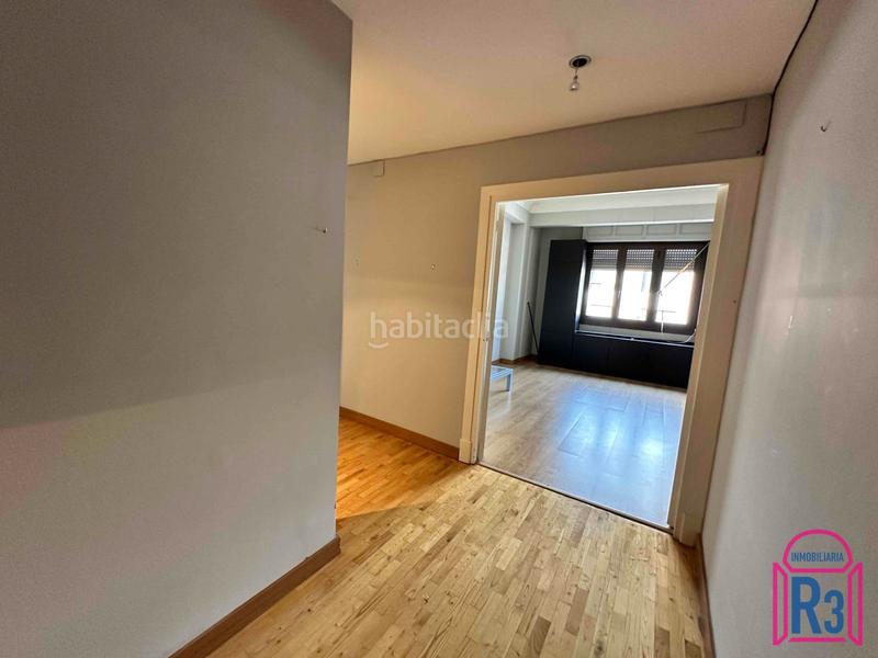 Foto b2eb8798-39f8-4c0b-88a1-4078efc555da. Apartament amb calefacció a Centro Ciudad León