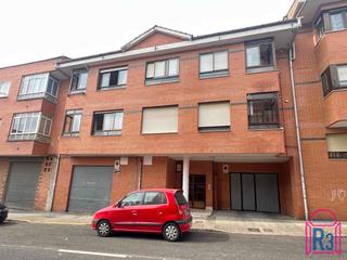 Etagenwohnung in La Asunción - La Inmaculada. Piso de 3 dormitorios con plaza de garaje cerca del colegio de l