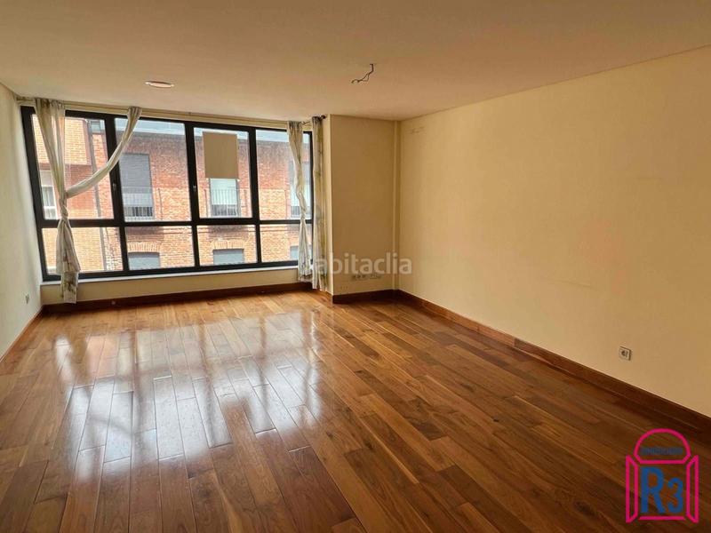 Foto 7962f55d-326e-4918-9020-d2ed37efc888. Rent duplex with heating parking in Centro Ciudad León