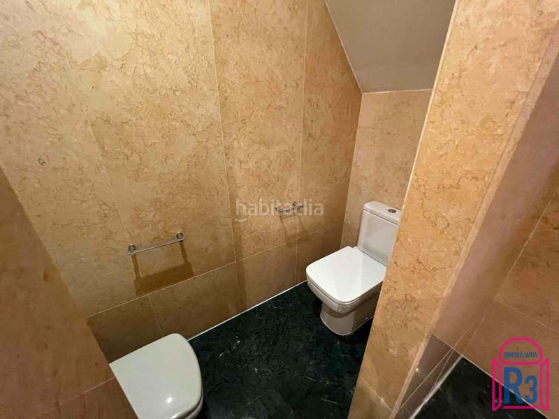 Foto e33fc25f-7603-4f39-af0c-fbf9cdff43f9. Rent duplex with heating parking in Centro Ciudad León