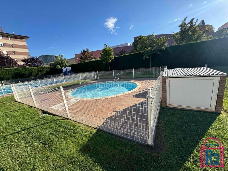 Foto 59e88a08-3674-403d-9391-5c8b7db330bf. Etagenwohnung mit heizung parking pool in El Soto León