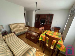 Pis en Armunia. Piso 3 dormitorios con garaje y ascensor zona chalets