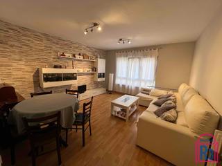 Appartement à San Mamés - La Palomera. Piso semireformado detrás de la catedral