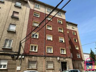 Apartament a San Mamés - La Palomera. Apartamento para reformar con ascensor zona arco de la cárcel