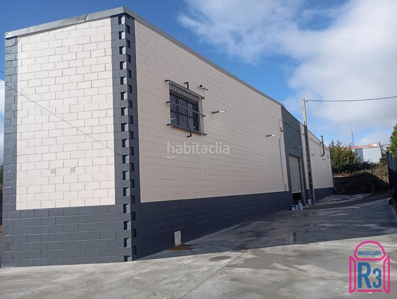 Foto d7c774ec-3efe-4dee-aeb6-8141c164c351. Location bâtiment à usage industriel dans Valdefresno