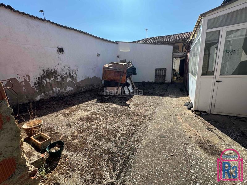 Foto 38bdc127-98ca-4657-86fe-09f584f89c57. Casa con riscaldamento parcheggio in Oteruelo León