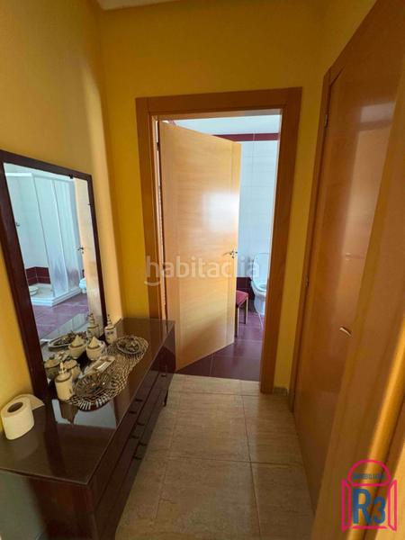 Foto b4ca3f65-50b9-4702-aec2-f6e54e4eab2a. Casa con riscaldamento parcheggio in Oteruelo León