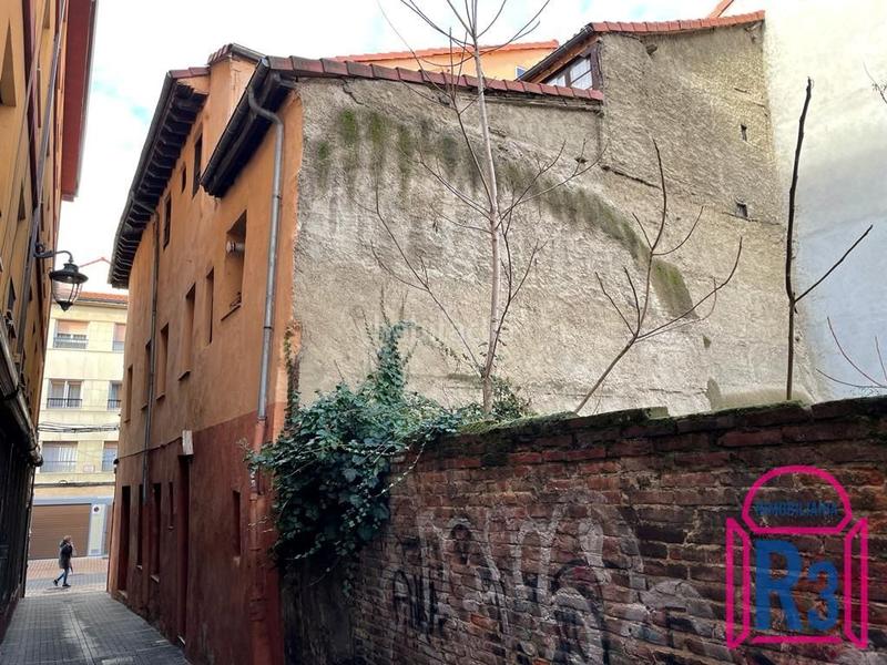 Foto 6ecebab9-7f93-4e0d-8329-42d8ead93ea3. Gebäude in Casco Antiguo León