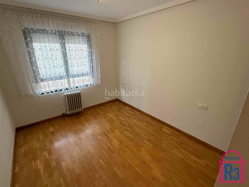 Foto 5ad62444-5f4f-4085-b07e-5c89185a13d9. Affitto appartamento con riscaldamento parcheggio in León
