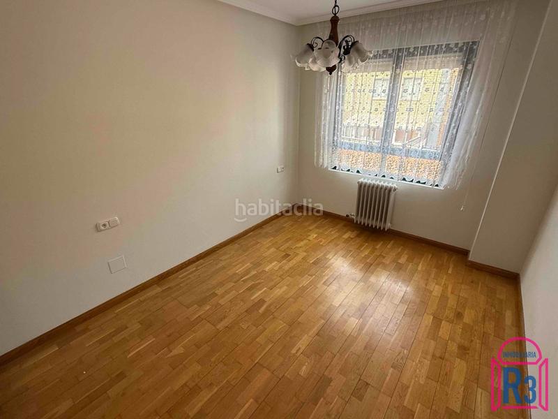 Foto a9861635-faeb-45dc-b99a-f44e91c3a9cb. Affitto appartamento con riscaldamento parcheggio in León