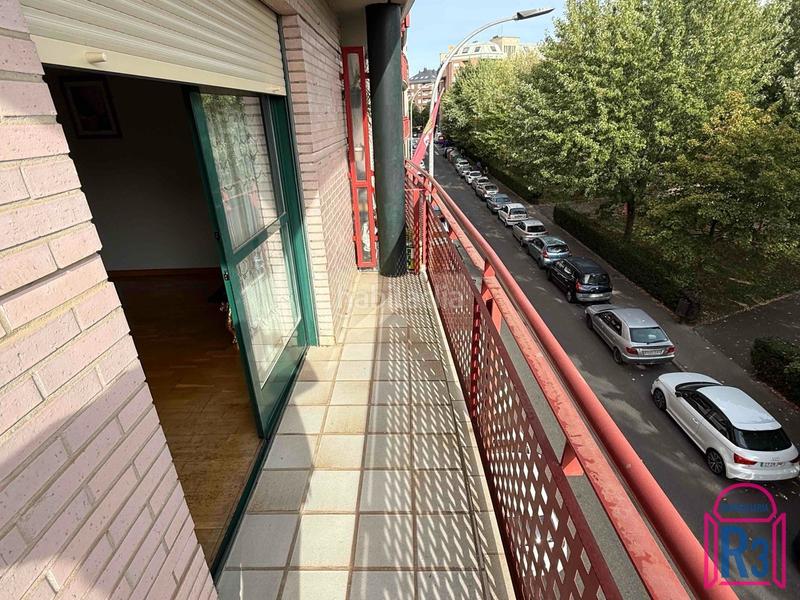 Foto cd8859a9-b6fa-4da0-b82d-8d432591a8da. Location appartement avec chauffage parking dans San Mamés - La Palomera León