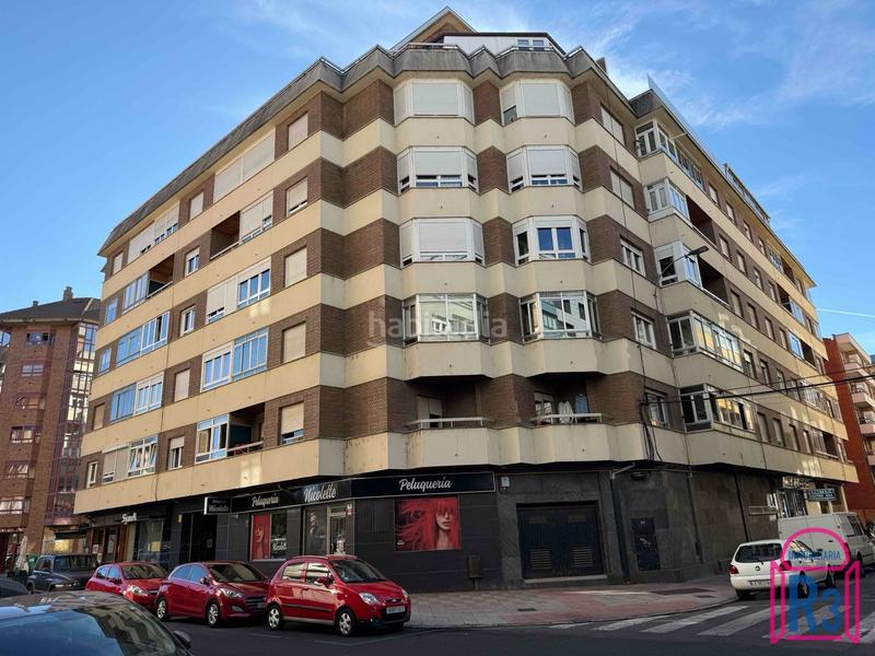 Foto 69e6663a-f2b8-4d94-a66d-a5059b97d534. Rent flat with heating in San Claudio - La Chantría León