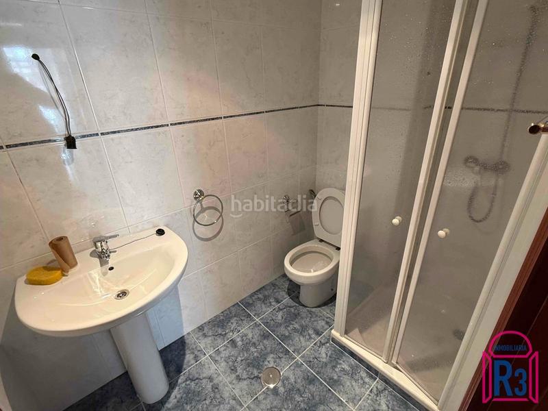 Foto 978dc65a-77af-4ff0-89e2-a04d03e90eee. Rent flat with heating in San Claudio - La Chantría León