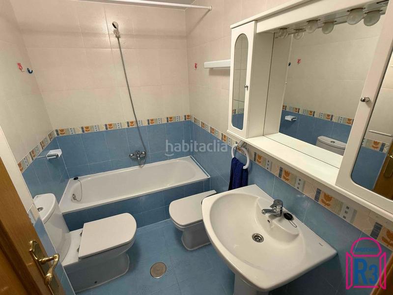 Foto 58a240f4-ec40-4daf-ba1b-e4090ff85827. Lloguer apartament amb calefacció aparcament a Trobajo del camino