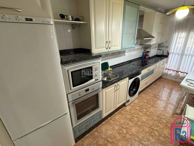 Foto c352ed9e-0448-467b-888e-a67ee9c47e87. Lloguer apartament amb calefacció aparcament a Trobajo del camino