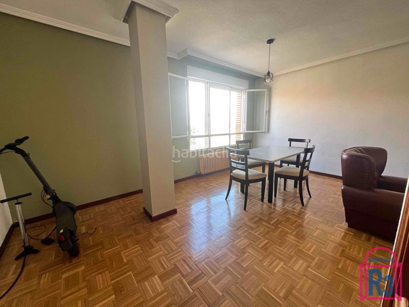 Foto 878c8345-746a-4b2f-8402-e21d659ab09b. Zweistöckige wohnung mit heizung parking in Villaquilambre