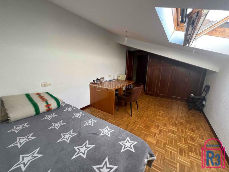 Foto e2b70d17-5f94-48a8-b8e8-f8e01dc1f4be. Zweistöckige wohnung mit heizung parking in Villaquilambre