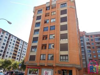Miete Appartement  Clara campoamor. Apartamento amueblado en alquiler