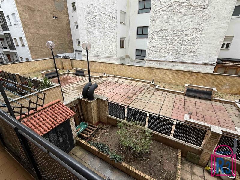 Foto 05d155bb-0f85-4871-8659-6c41bbd84552. Miete etagenwohnung mit heizung parking in San Claudio - La Chantría León